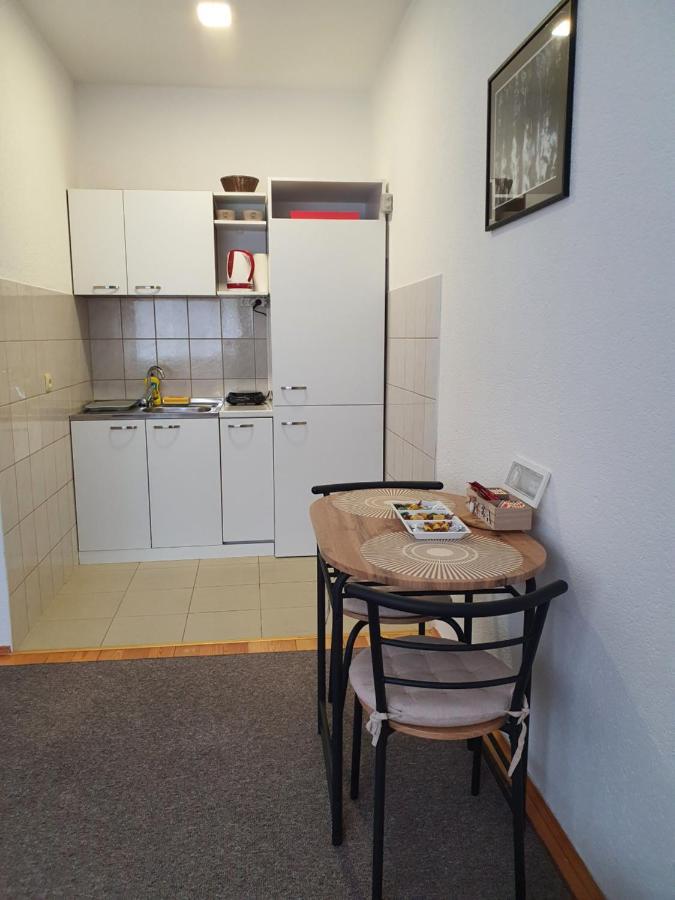 Studio Apartman 11 Bihac Luaran gambar