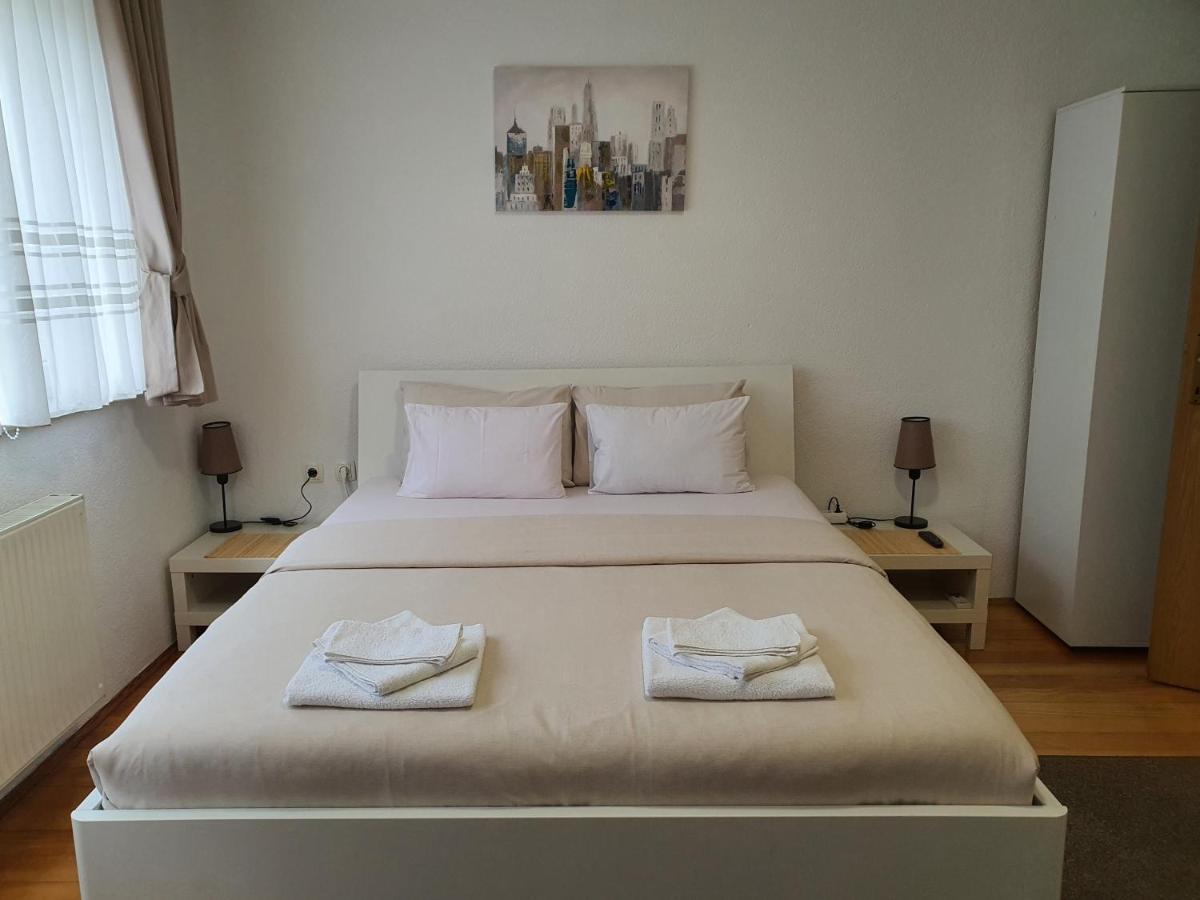 Studio Apartman 11 Bihac Luaran gambar